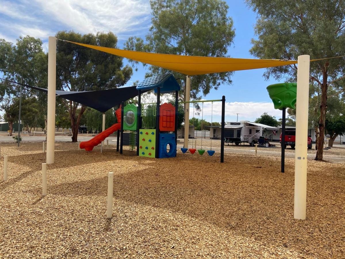 Broken Hill Tourist Park Hotel Екстериор снимка