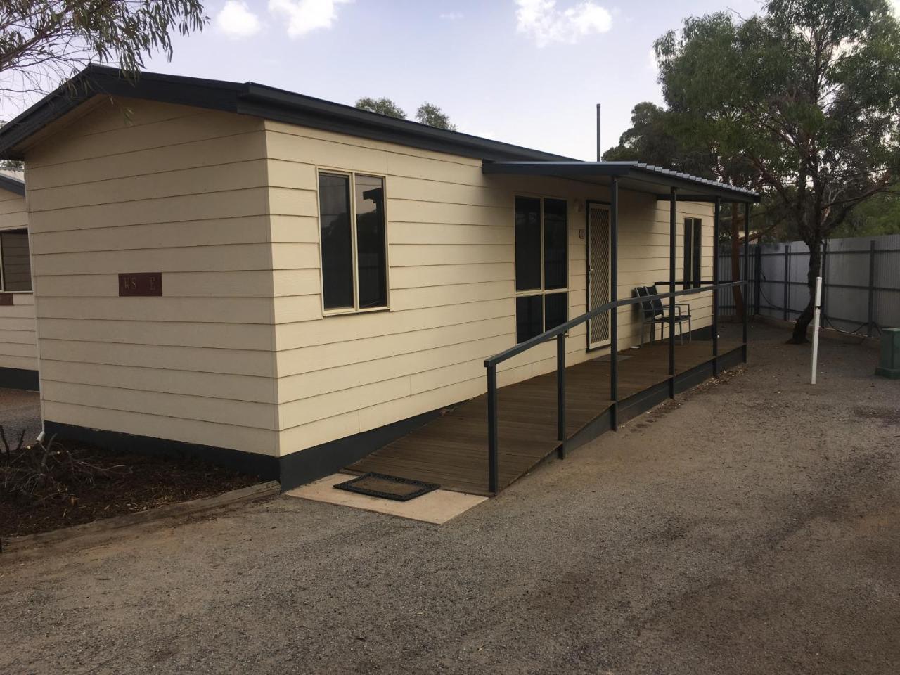 Broken Hill Tourist Park Hotel Екстериор снимка